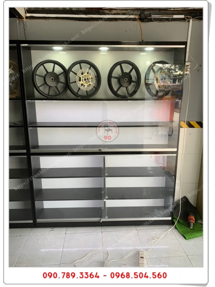 TỦ KÍNH TRƯNG BÀY PHỤ TÙNG, ĐỒ CHƠI XE MÁY